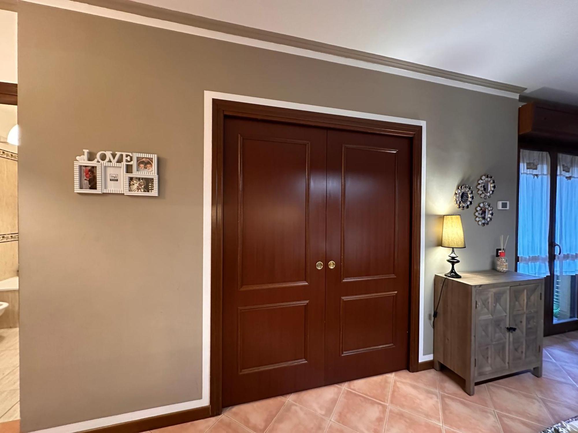 Apartment With Private Parking - Roma Est. Lunghezza Екстер'єр фото
